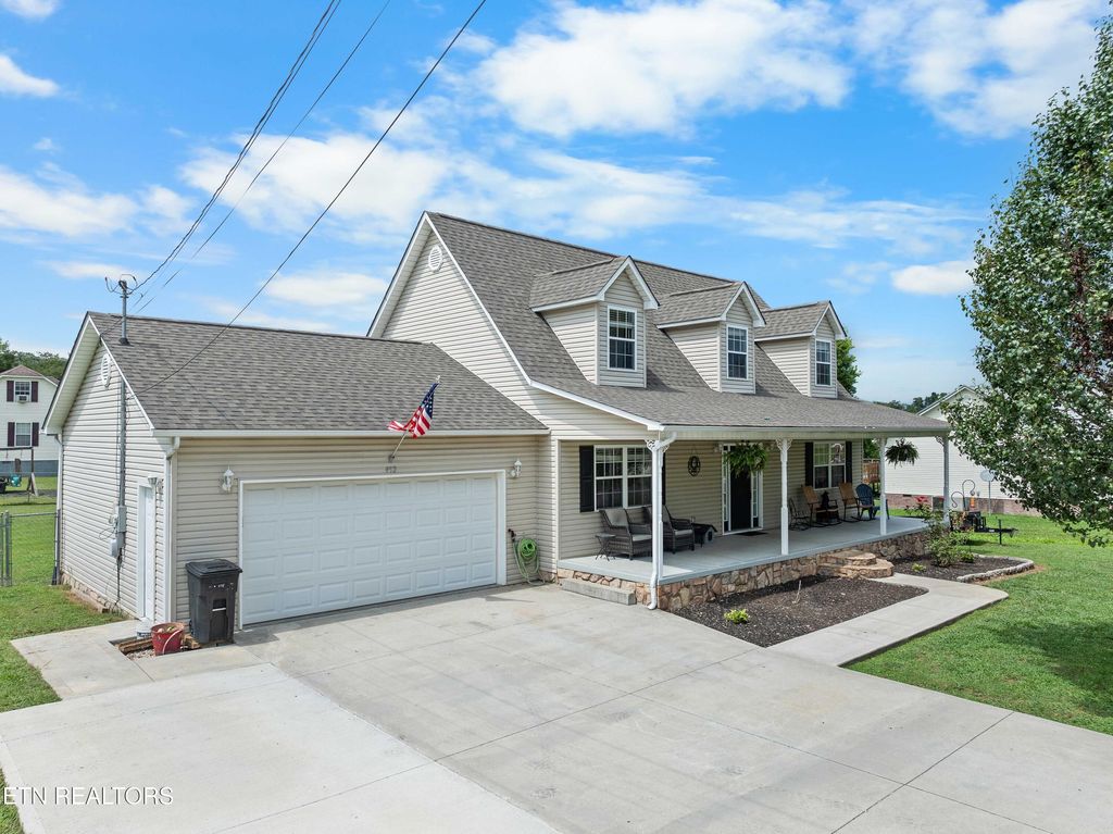 Photo of 452 Clover Circle, Jacksboro, TN 37757 (MLS # 1308949)