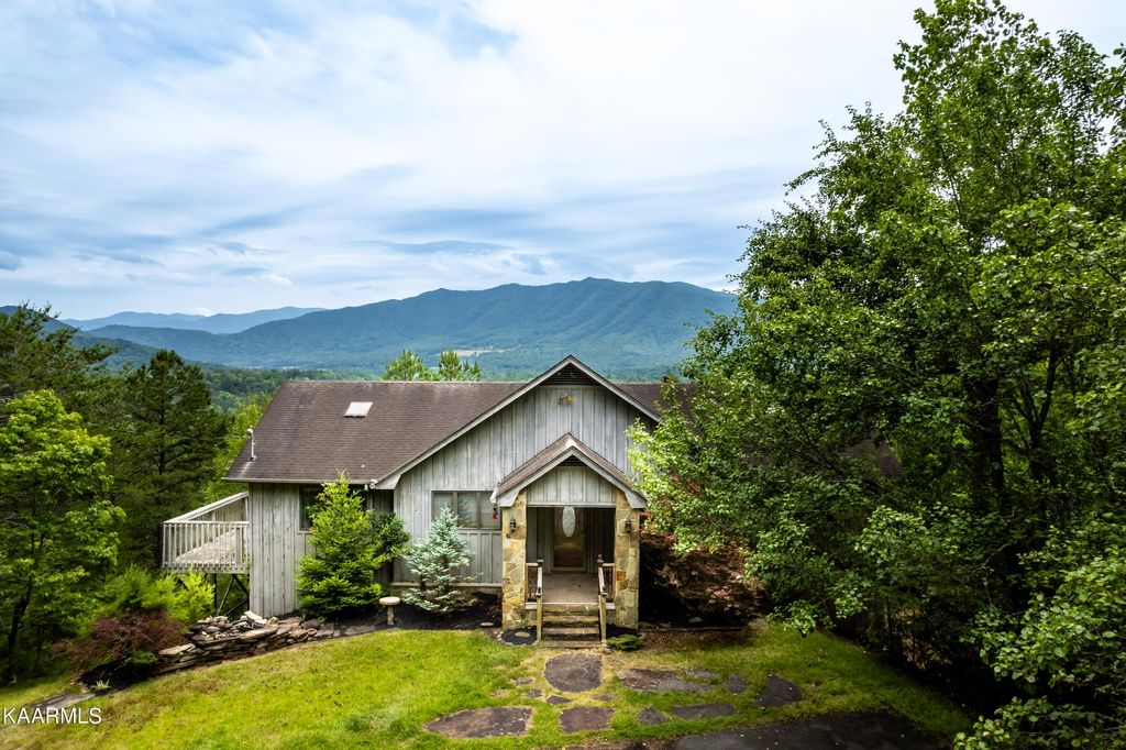 Photo of 134 Craig Cove, Townsend, TN 37882 (MLS # 1230123)