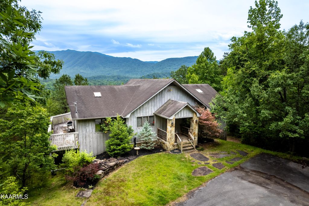 Photo of 134 Craig Cove, Townsend, TN 37882 (MLS # 1230123)
