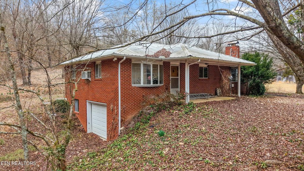 Photo of 1201 Laurel Bluff Rd, Kingston, TN 37763 (MLS # 1330075)