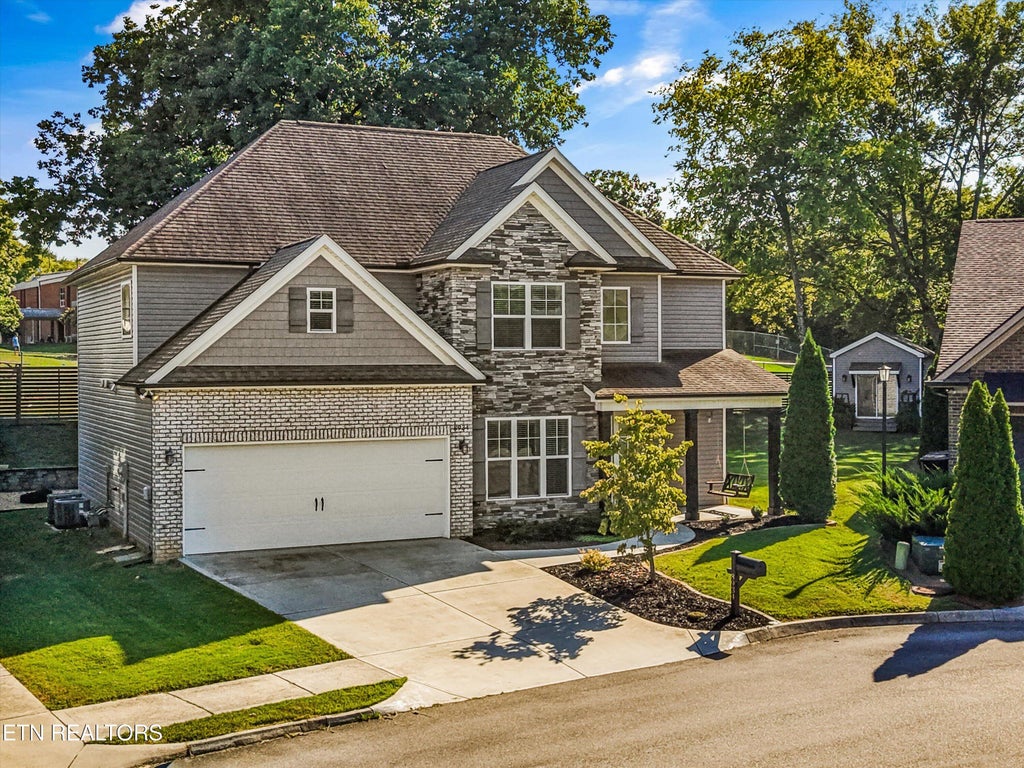 Photo of 8934 Highbury Way, Knoxville, TN 37922 (MLS # 1355019)