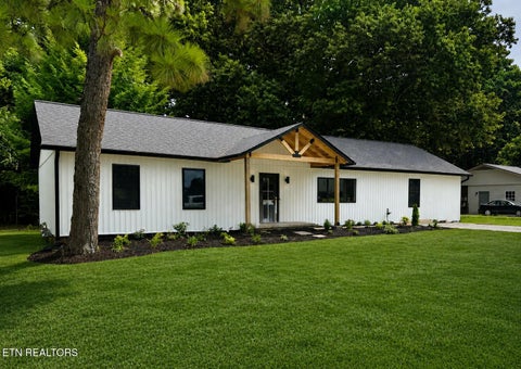 Photo of 412 Sherwood Drive, Maryville, TN 37801 (MLS # 1349454)