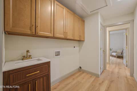 Tiny photo for 412 Sherwood Drive, Maryville, TN 37801 (MLS # 1349454)