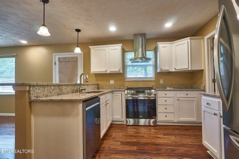 Tiny photo for 206 Alexanderia St, Sevierville, TN 37862 (MLS # 1357740)