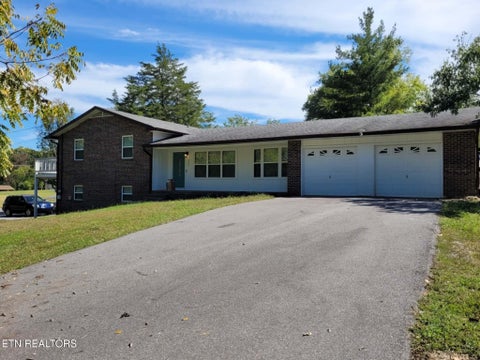 Tiny photo for 206 Alexanderia St, Sevierville, TN 37862 (MLS # 1357740)