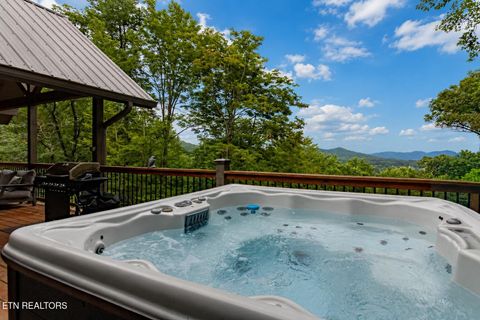 Tiny photo for 4163 Burning Tree Lane, Sevierville, TN 37862 (MLS # 1349627)