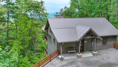 Tiny photo for 4163 Burning Tree Lane, Sevierville, TN 37862 (MLS # 1349627)