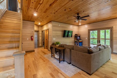 Tiny photo for 4163 Burning Tree Lane, Sevierville, TN 37862 (MLS # 1349627)