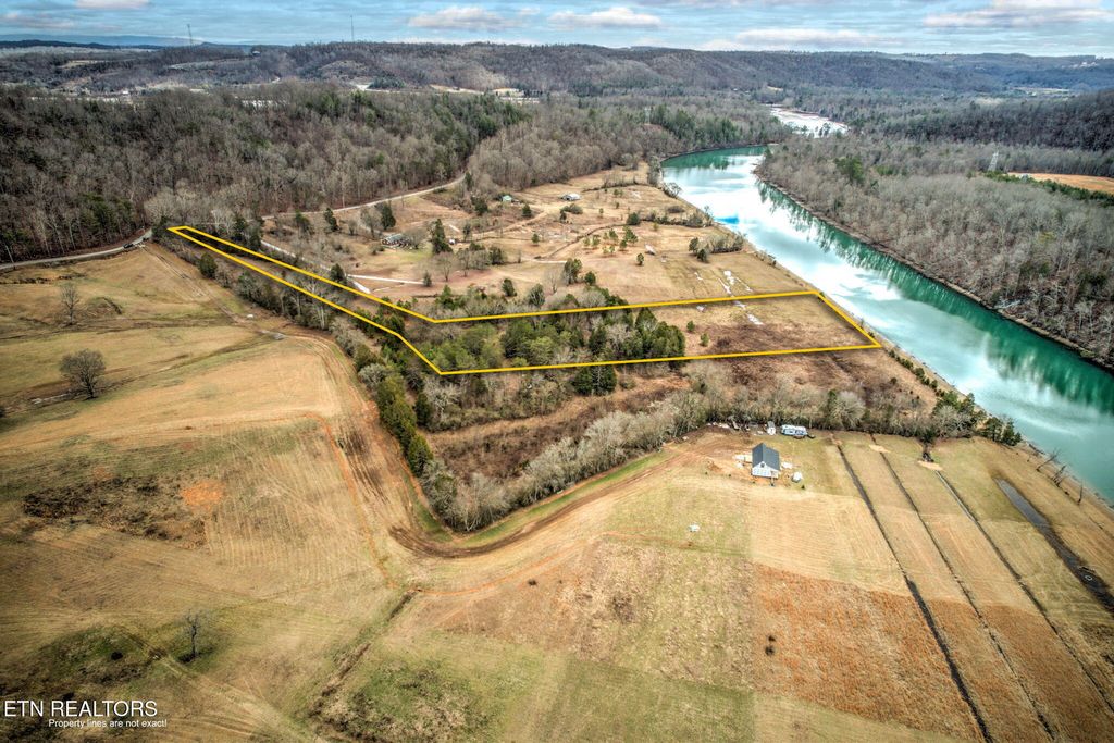 Photo of 321 Blackburn Lane, Lenoir City, TN 37771 (MLS # 1317842)