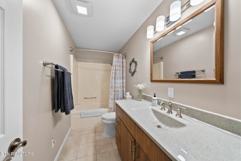 Tiny photo for 25 Overlook Terrace, Crossville, TN 38558 (MLS # 1356281)