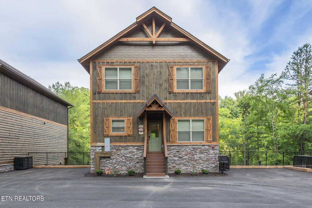 Photo of 2017 Myrtle Way Way #Lot 8, Pigeon Forge, TN 37863 (MLS # 1270605)