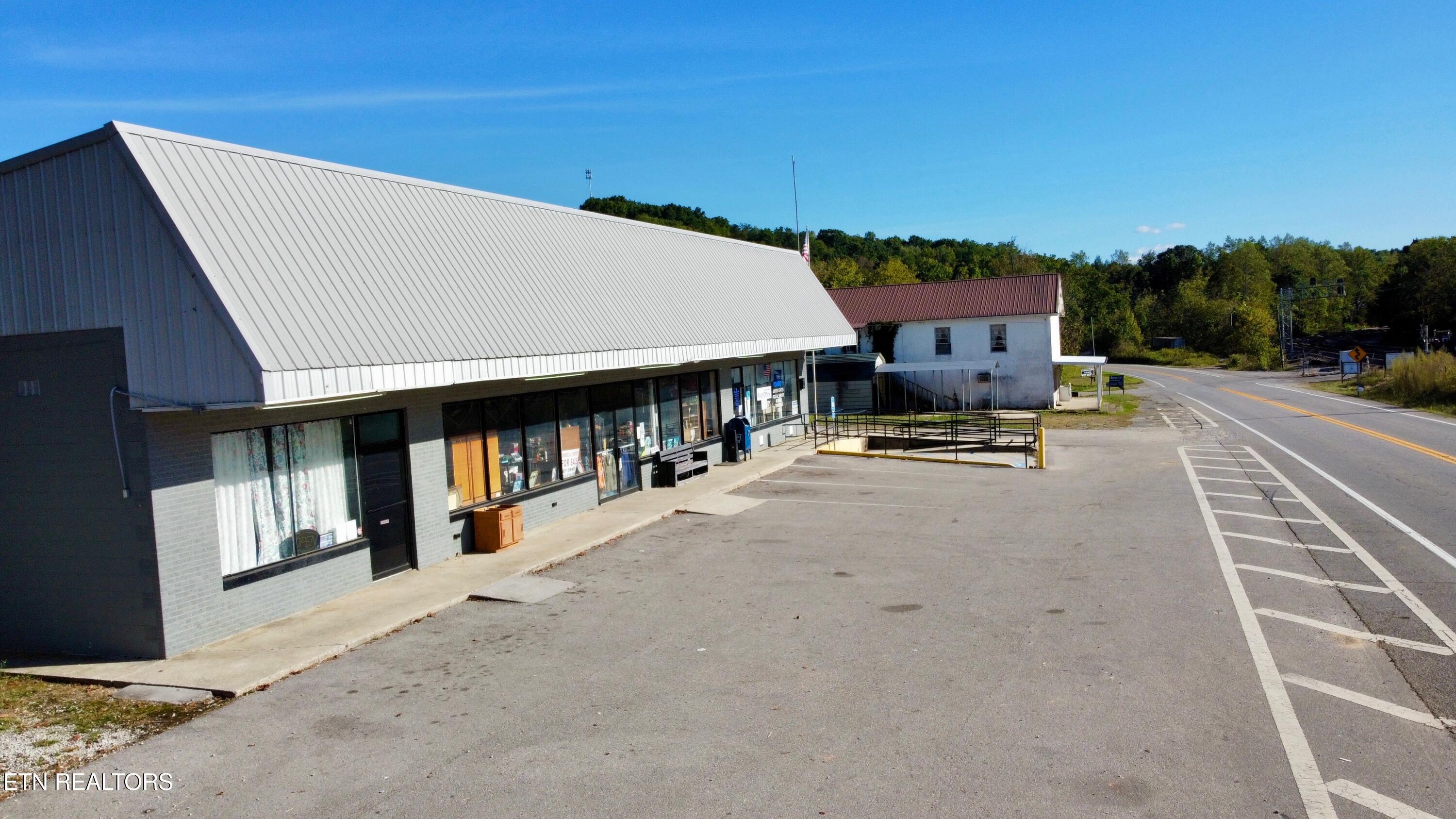 5900 Scott Hwy