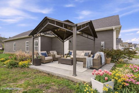 Tiny photo for 141 Hardinberry St, Oak Ridge, TN 37830 (MLS # 1333807)