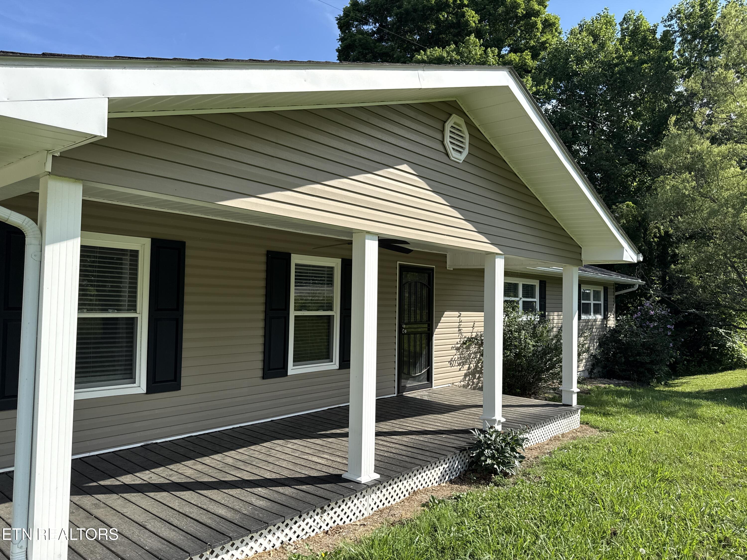 844 Mount Paran Rd