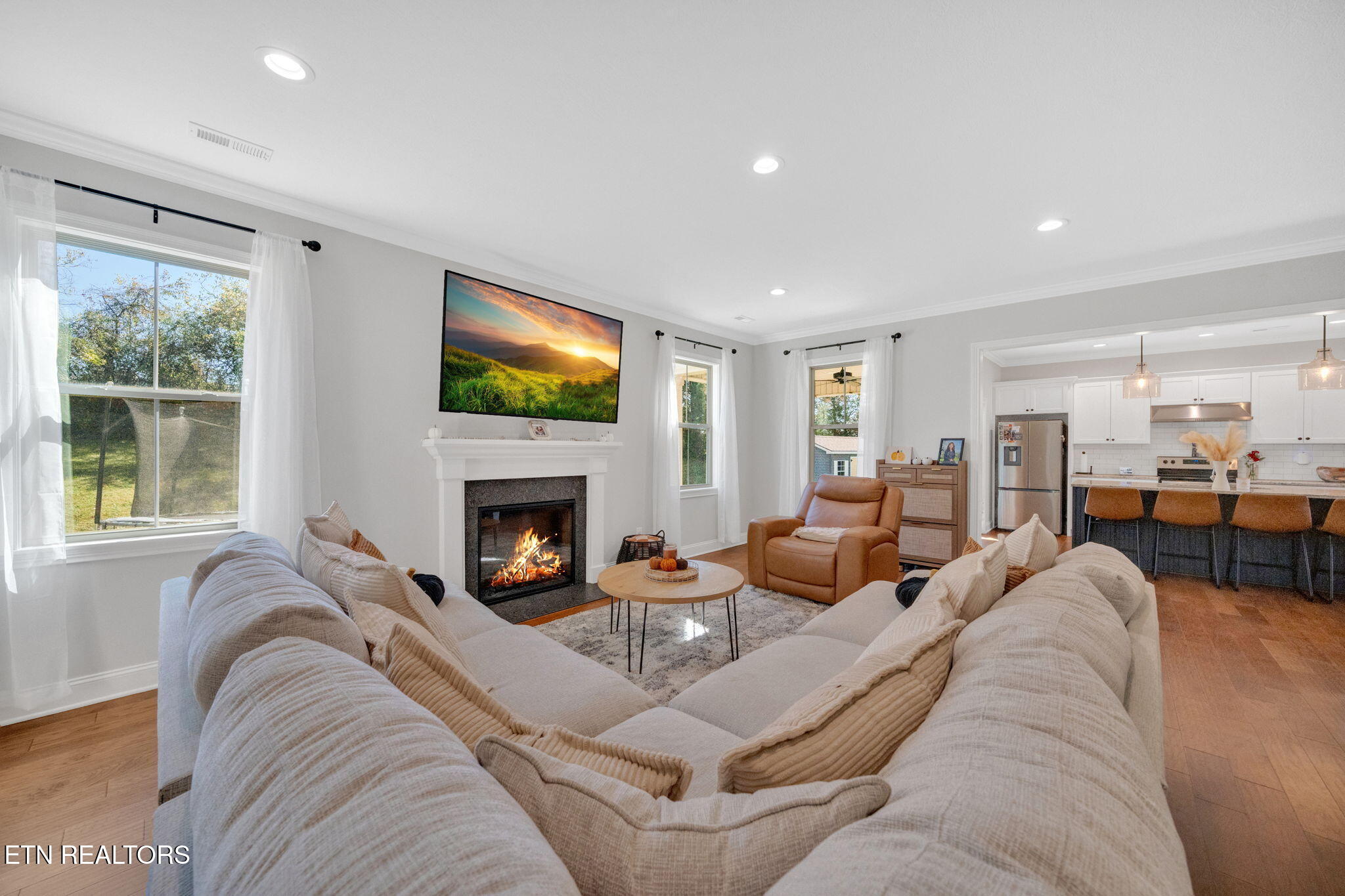 9332 Gabrielle Rd