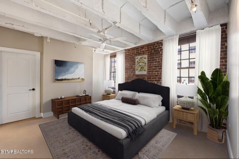 Tiny photo for 535 Locust Drive St #303, Knoxville, TN 37902 (MLS # 1321971)