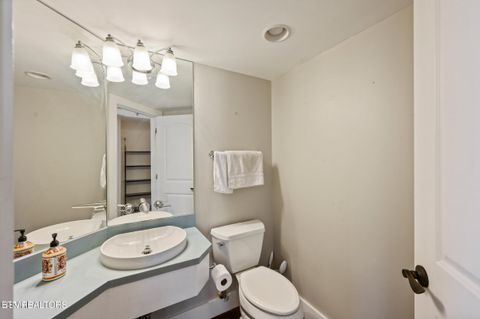 Tiny photo for 535 Locust Drive St #303, Knoxville, TN 37902 (MLS # 1321971)