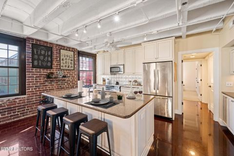 Tiny photo for 535 Locust Drive St #303, Knoxville, TN 37902 (MLS # 1321971)