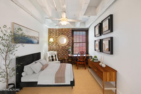 Tiny photo for 535 Locust Drive St #303, Knoxville, TN 37902 (MLS # 1321971)