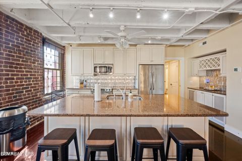 Tiny photo for 535 Locust Drive St #303, Knoxville, TN 37902 (MLS # 1321971)