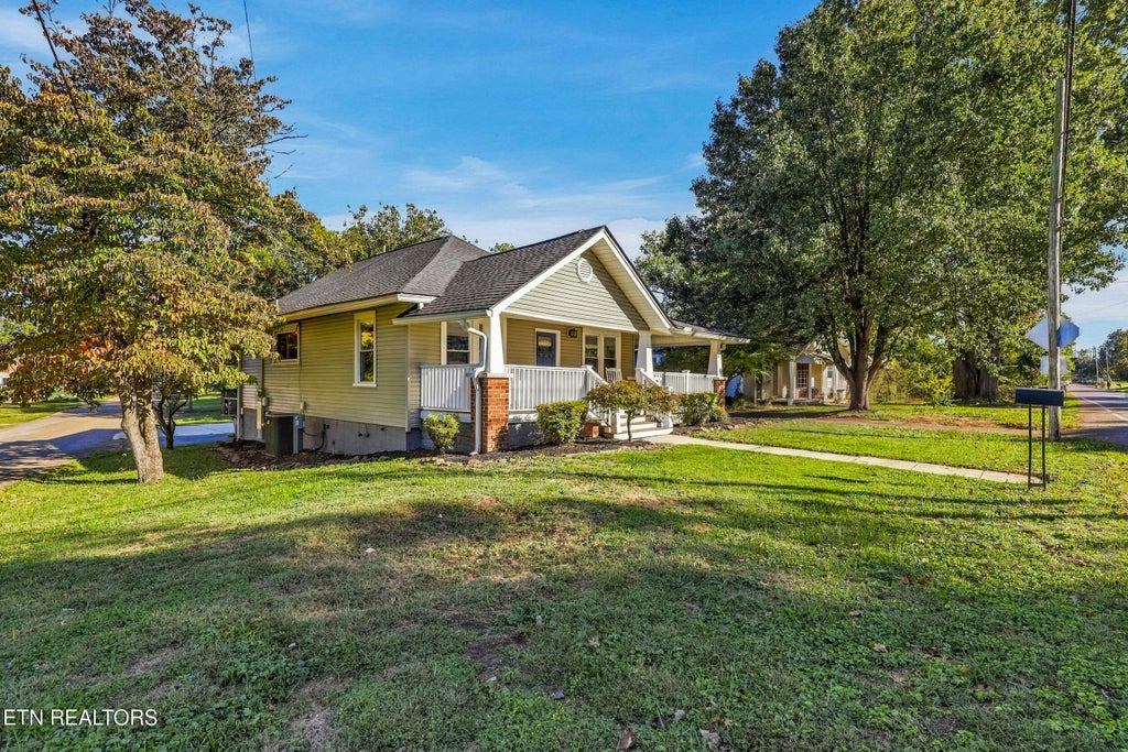 Photo of 3100 Sevier Ave, Knoxville, TN 37920 (MLS # 1359358)