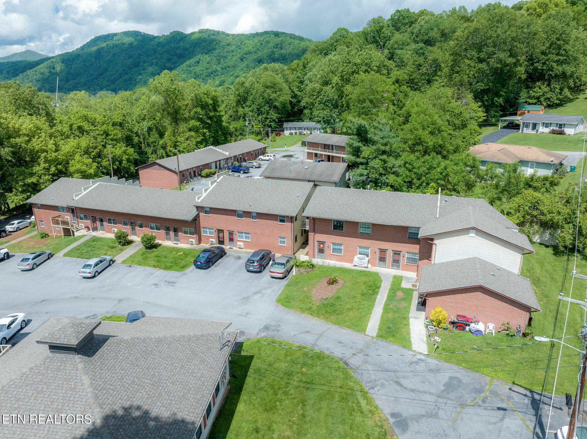 80 Jones Rd