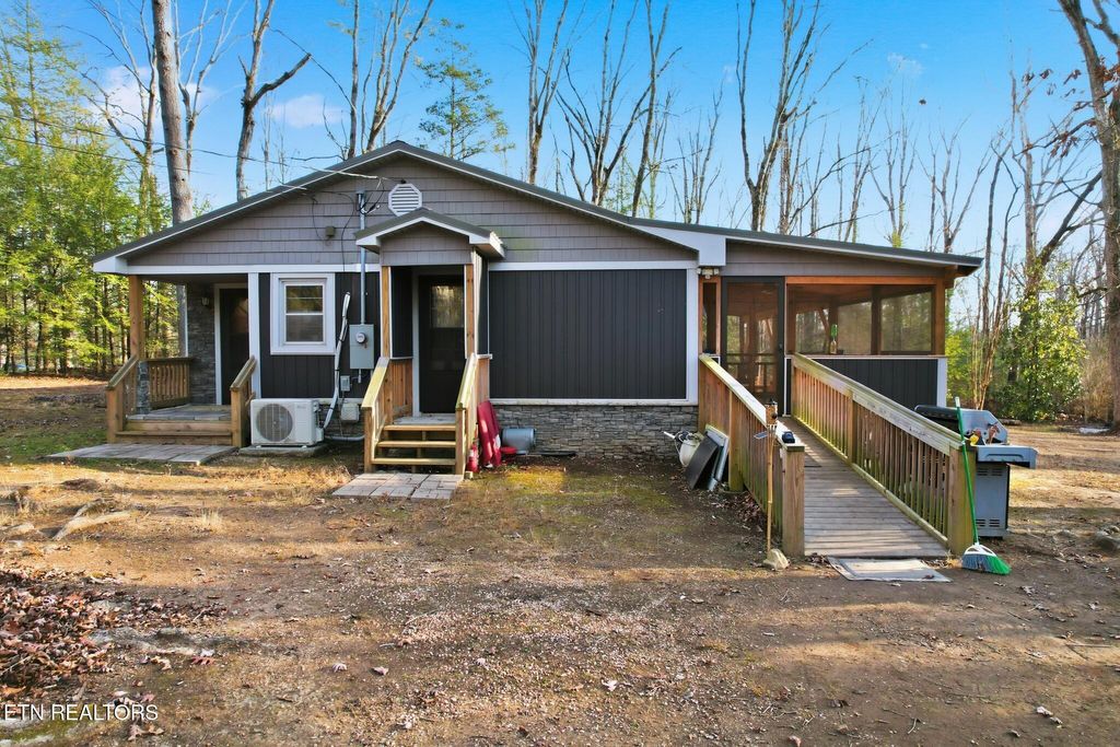 Photo of 840 Eagle Furnace Rd, Rockwood, TN 37854 (MLS # 1325819)