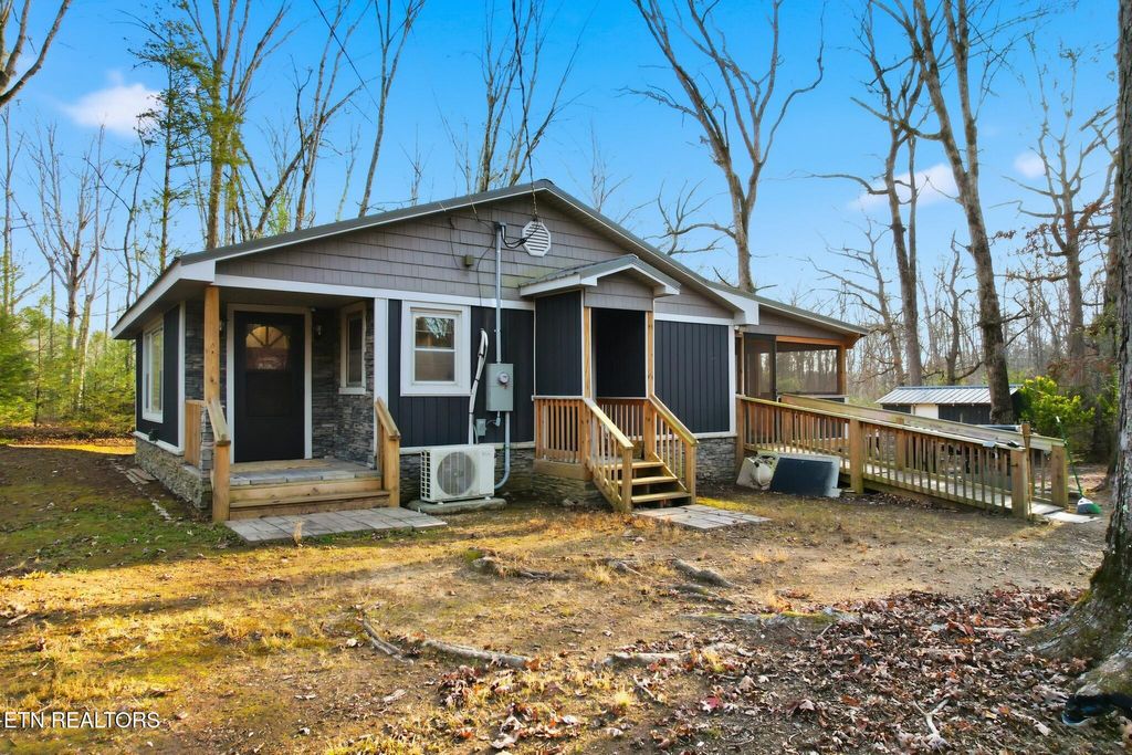 Photo of 840 Eagle Furnace Rd, Rockwood, TN 37854 (MLS # 1325819)