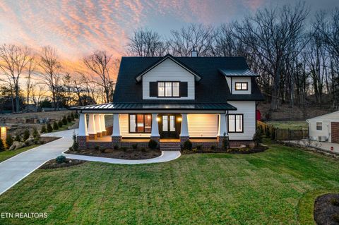 Photo of 1521 Cherokee Blvd, Knoxville, TN 37919 (MLS # 1289185)