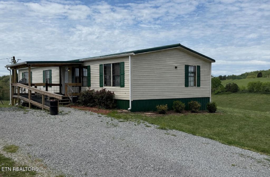 Photo of 273 Thompson Rd, Madisonville, TN 37354 (MLS # 1337207)