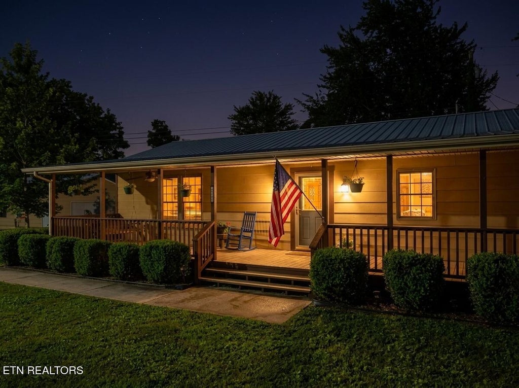 Photo of 1459 Old Elmore Rd, Crossville, TN 38571 (MLS # 1344868)