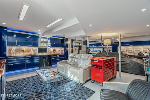 Tiny photo for 2112 Grenada Blvd, Knoxville, TN 37922 (MLS # 1323467)