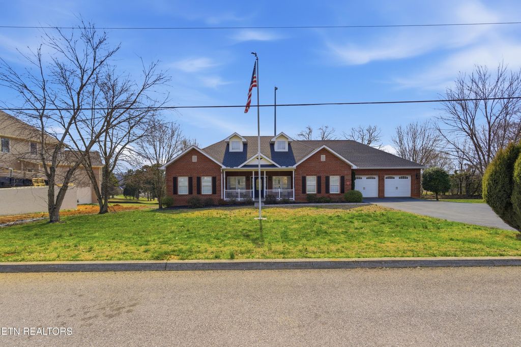 Photo of 306 Constellation Lane, Kodak, TN 37764 (MLS # 1331534)