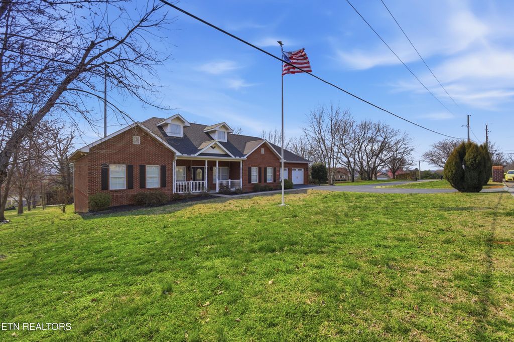 Photo of 306 Constellation Lane, Kodak, TN 37764 (MLS # 1331534)