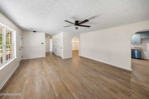 Tiny photo for 768 Northview Drive, Kodak, TN 37764 (MLS # 1340933)