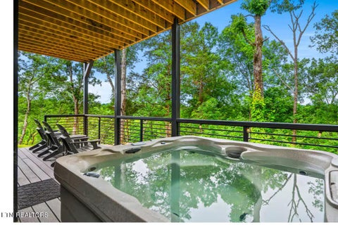 Tiny photo for 422 Compass Point Way, Sevierville, TN 37876 (MLS # 1360368)