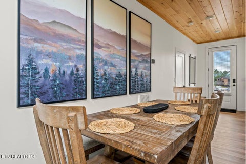 Tiny photo for 422 Compass Point Way, Sevierville, TN 37876 (MLS # 1360368)