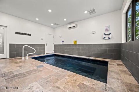 Tiny photo for 422 Compass Point Way, Sevierville, TN 37876 (MLS # 1360368)