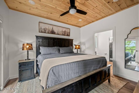 Tiny photo for 422 Compass Point Way, Sevierville, TN 37876 (MLS # 1360368)