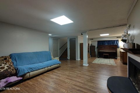 Tiny photo for 725 Robertsville Rd, Oak Ridge, TN 37830 (MLS # 1328026)