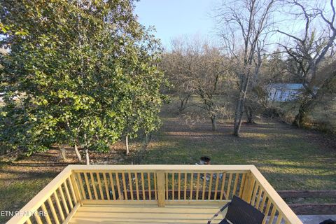 Tiny photo for 725 Robertsville Rd, Oak Ridge, TN 37830 (MLS # 1328026)