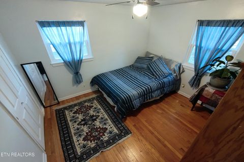 Tiny photo for 725 Robertsville Rd, Oak Ridge, TN 37830 (MLS # 1328026)