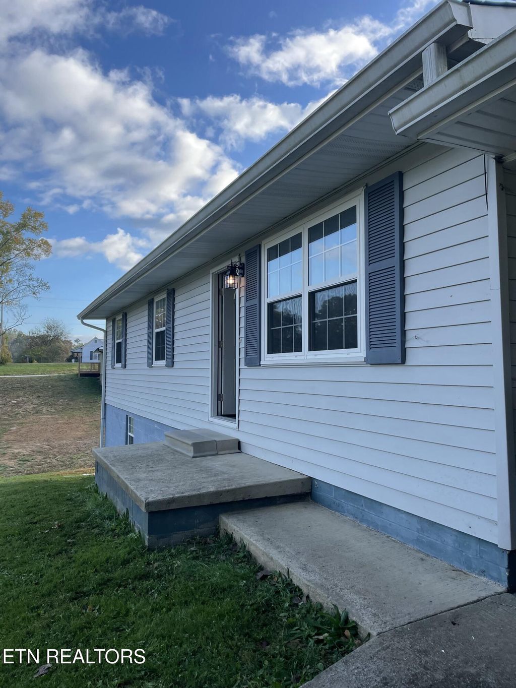 Photo of 306 N Ridge Ave, Rockwood, TN 37854 (MLS # 1323405)