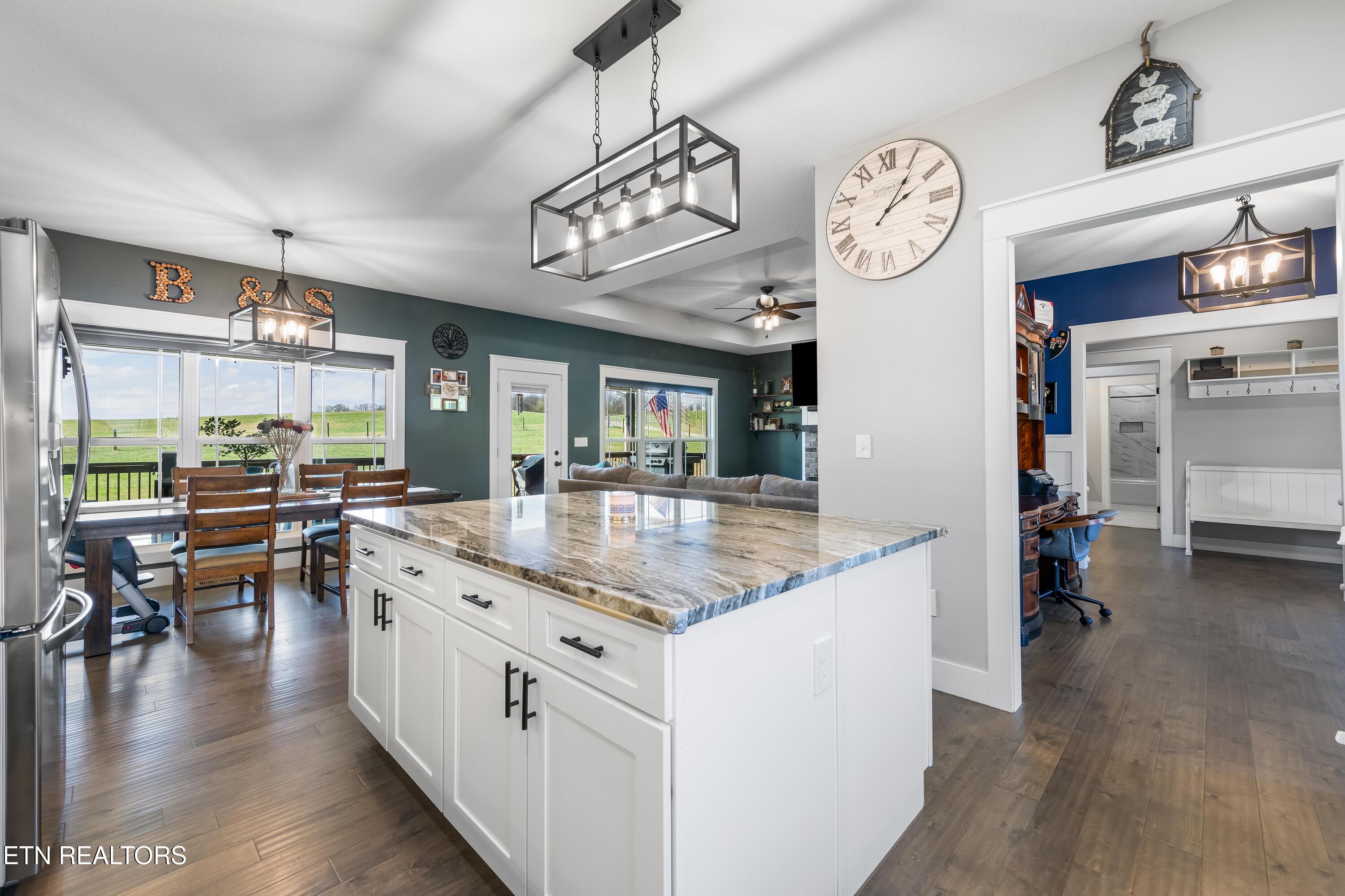279 Lakeside Meadows Circle