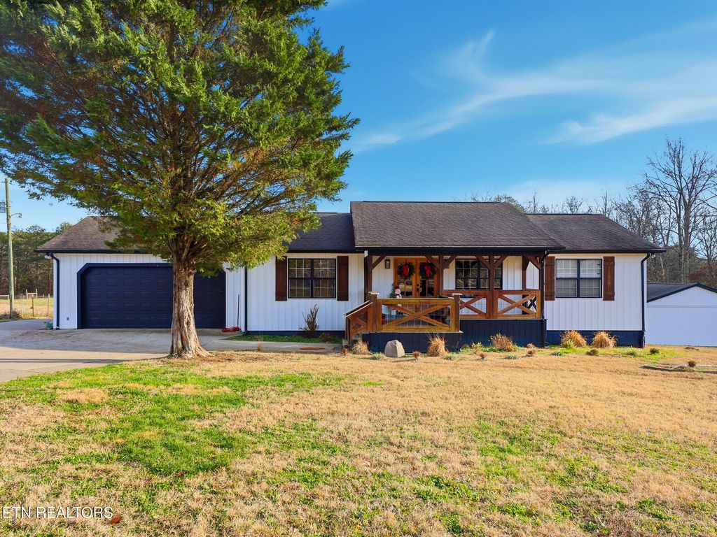 Photo of 7652 Tomotley Rd Rd, Maryville, TN 37801 (MLS # 1324128)