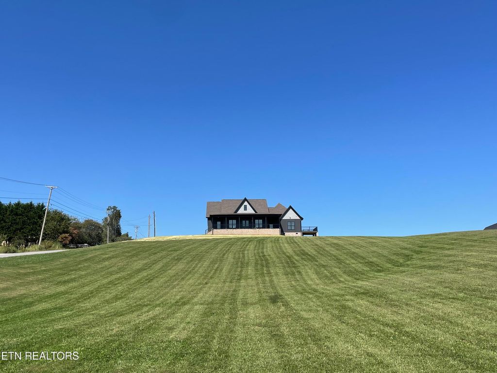 Photo of 1340 Jim Fain Rd, Sevierville, TN 37876 (MLS # 1320280)