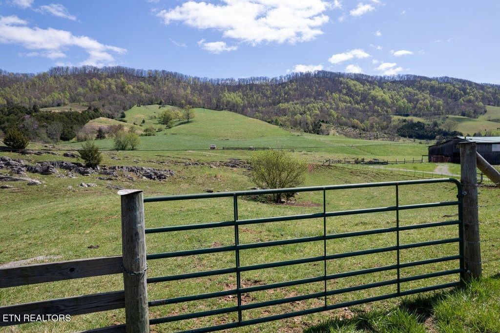 Photo of TBD Little Sycamore Rd, Tazewell, TN 37879 (MLS # 1298415)