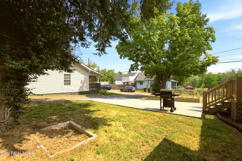 Tiny photo for 1437 Grainger Ave, Knoxville, TN 37917 (MLS # 1359362)