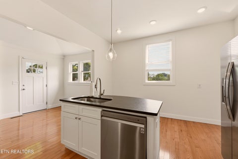 Tiny photo for 1437 Grainger Ave, Knoxville, TN 37917 (MLS # 1359362)