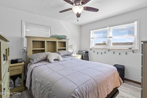 Tiny photo for 323 W Ridgecrest Drive, Kingston, TN 37763 (MLS # 1320981)